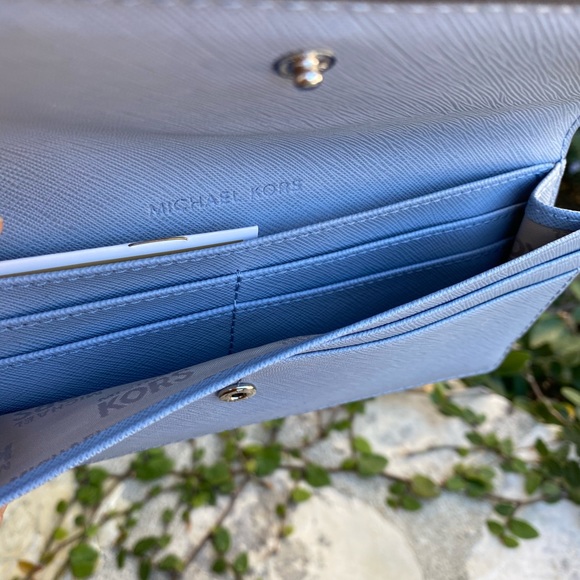 NWT Michael Kors Sm studded handbag&wallet - Picture 5 of 8